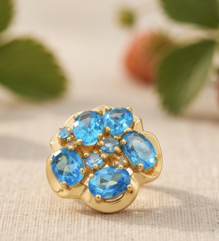 ENCHANTED GARDEN 14.3 carat Swiss Blue Topaz .925 Sterling Silver dipped in 22K Gold handcrafted ring size 6 3/4 - Swiss Blue Topaz flower jewelry, top view, 14.3 carat, gold setting.