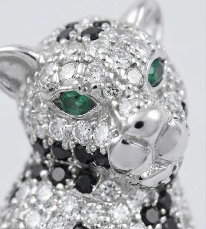 Precious Cheetah authentic 38.5 carat Emerald .925 Sterling Silver Handcrafted pendant brooch - Close-up of jeweled cheetah with emerald eyes and diamond accents.