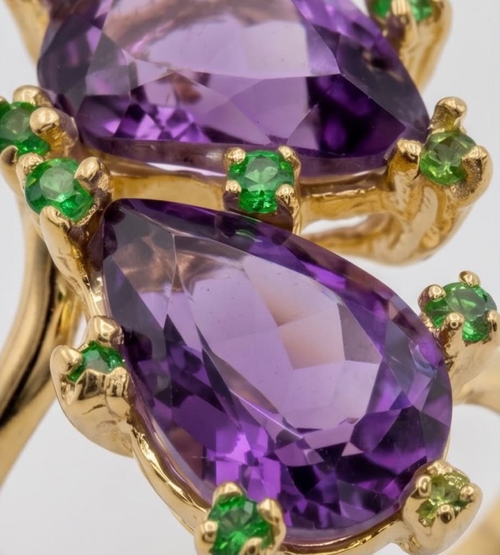Purple Royalty 8.5 carat Amethyst .925 Sterling Silver dipped in 18K Gold over Handcrafted Ring size 6 1/4 - Close-up of Amethyst and green gemstones in gold setting.