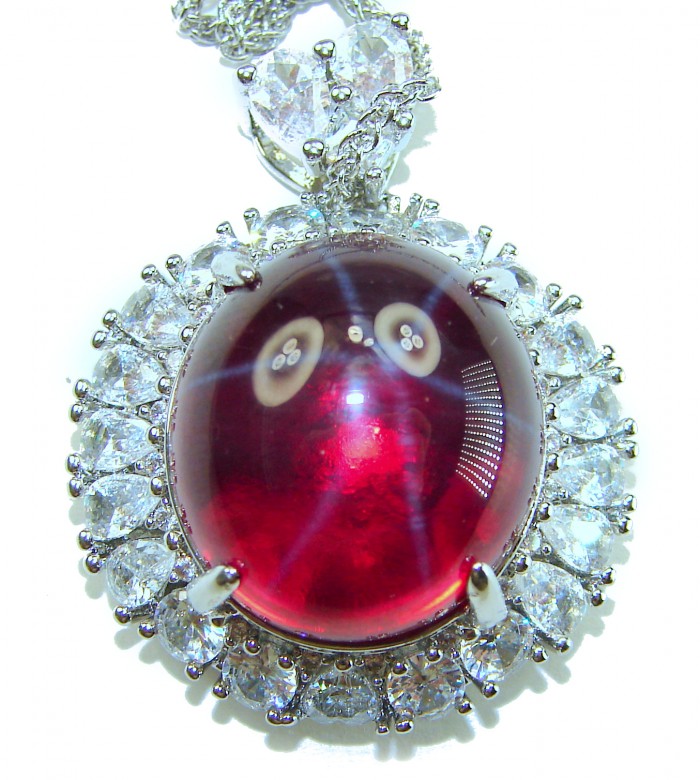Magic Star 22.2 carat Star Ruby .925 Sterling Silver .925 Sterling Silver Statement Necklace - Close-up of Magic Star 22.2 ct Star Ruby in .925 Sterling Silver setting