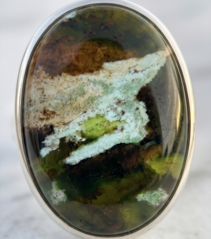 Huge authentic Kambaba Jasper .925 Sterling Silver handcrafted Ring s. 9 - Close-up of a huge Kambaba Jasper in .925 Sterling Silver setting.