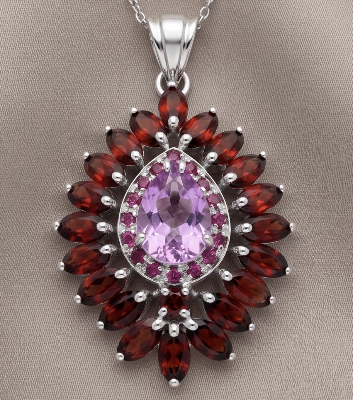 Divine creation 14.8 carat Precious Amethyst .925 Sterling Silver dipped in black rhodium handcarfted Pendant - Pendant close-up: Amethyst and garnet stones set in sterling silver.