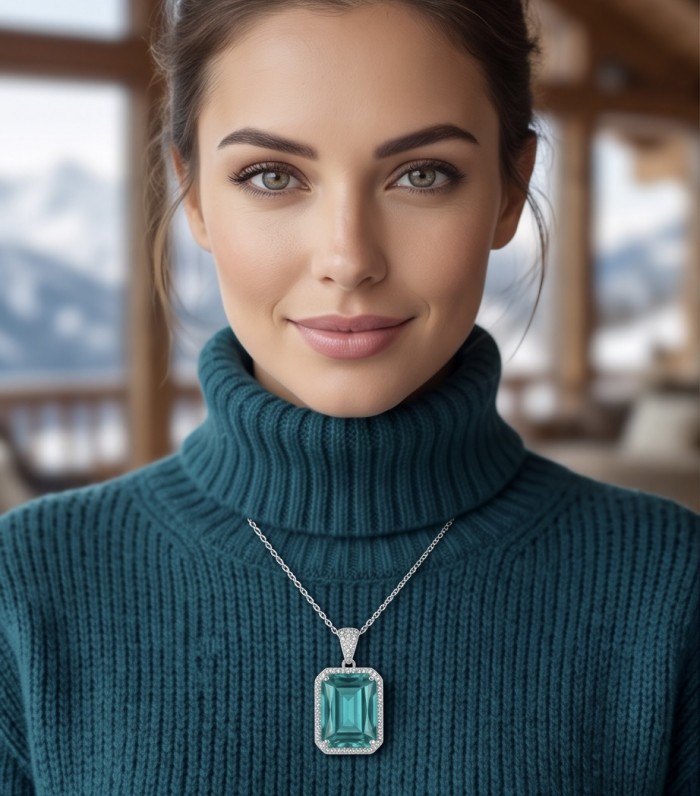 Elizabeth Pedra Azul baquette cut 39.5 carat Aquamarine .925 Sterling Silver handcrafted Statement Necklace - Woman wearing Elizabeth Pedra Azul 39.5 ct aquamarine necklace. Front view.