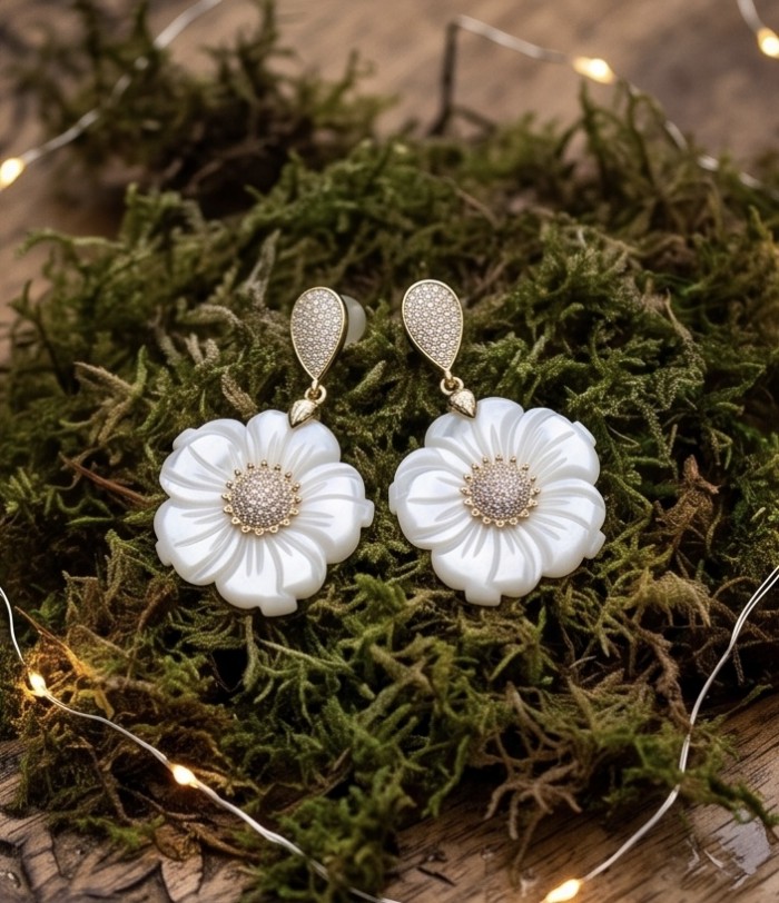 BLOOMING FLOWERS Genuine Blister Pearl 0.2 CARAT lab grown Diamond 18K Gold over .925 Sterling Silver handcrafted Statement Earrings - photo 3
