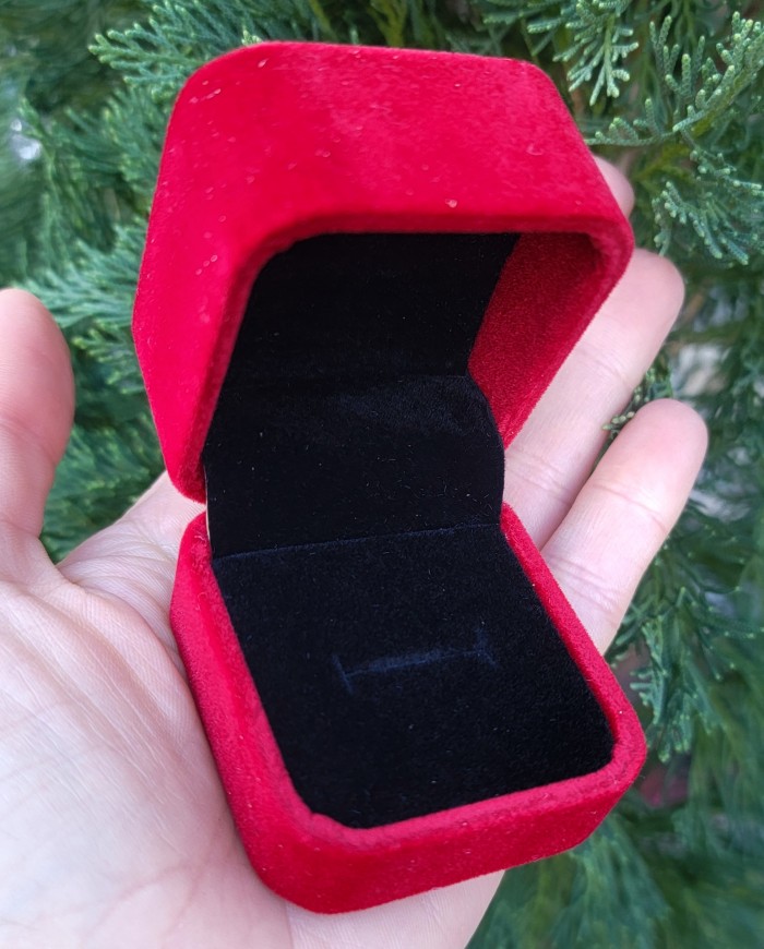 Giovanna- One-of-a-Kind genuine Australian Opal Pearl 18k Gold over .925 Sterling Silver Handcrafted Ring size 7 - Red velvet jewelry box, open and empty, in a person's hand.