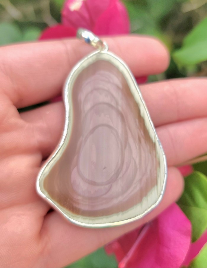 Perfect quality Imperial Jasper .925 Sterling Silver handmade Pendant - Close-up of Imperial Jasper stone pendant set in .925 Sterling Silver.